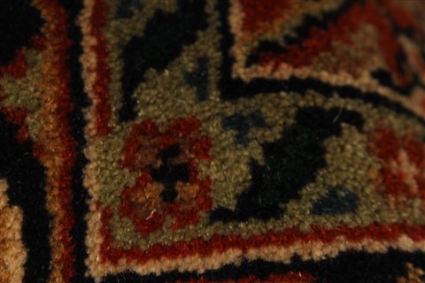 Herati Green Hand Knotted 26 X 44 Area Rug 250-28955 Image 6