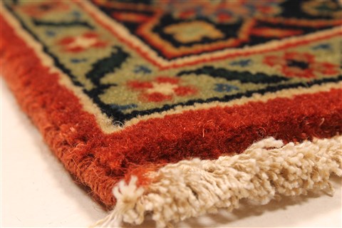 Herati Green Hand Knotted 26 X 44 Area Rug 250-28955 Image 7