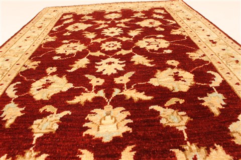 Pishavar Beige Hand Knotted 27 X 40 Area Rug 250-28961 Image 4