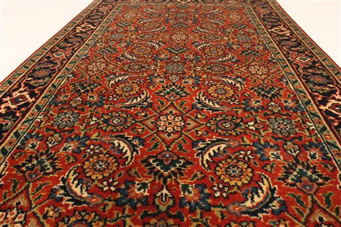 Herati Green Hand Knotted 26 X 311 Area Rug 250-28962 Image 4