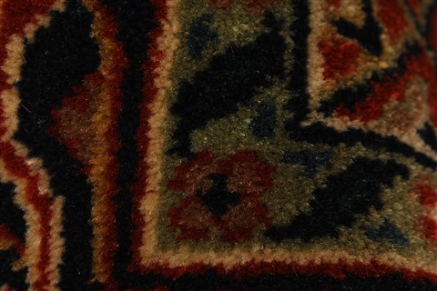 Herati Green Hand Knotted 26 X 311 Area Rug 250-28962 Image 7