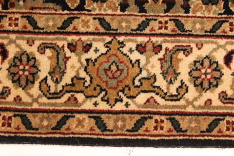 Herati Green Hand Knotted 27 X 310 Area Rug 250-28969 Image 3