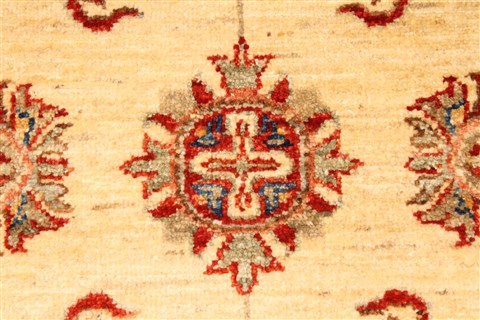 Pishavar Beige Hand Knotted 29 X 311 Area Rug 250-28980 Image 2