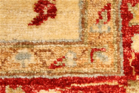 Pishavar Beige Hand Knotted 29 X 40 Area Rug 250-28982 Image 8