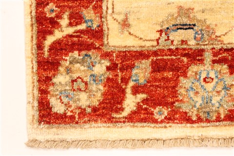 Pishavar Beige Hand Knotted 26 X 45 Area Rug 250-28984 Image 1