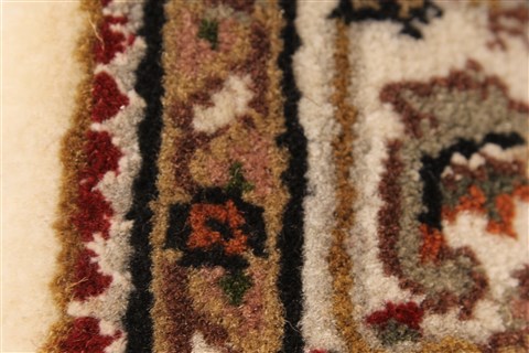 Mahi Beige Hand Knotted 28 X 42 Area Rug 250-28997 Image 7