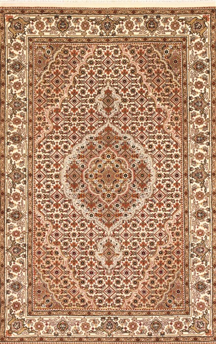 Mahi Beige Hand Knotted 28 X 42 Area Rug 250-28997 Image 0