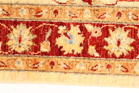 Pishavar Beige Hand Knotted 29 X 41 Area Rug 250-29006 Image 3