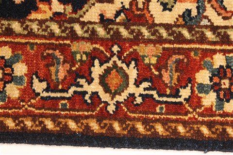 Serapi Blue Hand Knotted 26 X 40 Area Rug 250-29018 Image 3