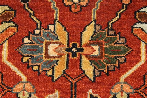 Serapi Beige Hand Knotted 26 X 40 Area Rug 250-29027 Image 8
