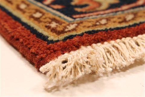 Serapi Beige Hand Knotted 26 X 40 Area Rug 250-29027 Image 9