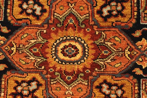 Serapi Red Hand Knotted 26 X 41 Area Rug 250-29048 Image 7