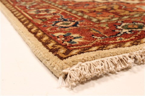 Serapi Brown Hand Knotted 26 X 40 Area Rug 250-29050 Image 7