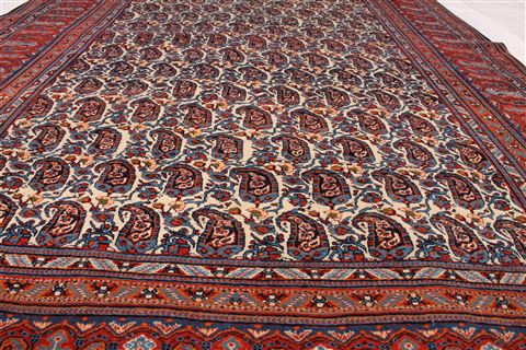 Isfahan White Hand Knotted 48 X 73 Area Rug 254-29077 Image 6