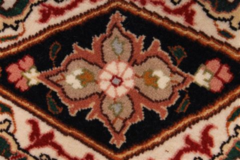 Tabriz Green Round Hand Knotted 67 X 67 Area Rug 254-29091 Image 5