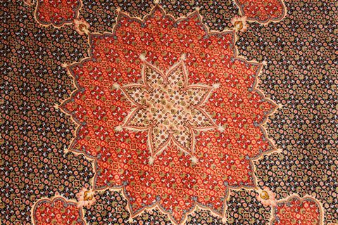 Tabriz Red Round Hand Knotted 80 X 80  Area Rug 254-29102 Image 1