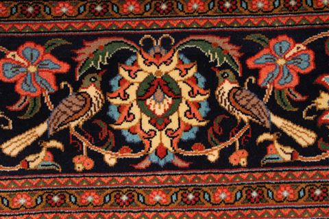Qum Red Hand Knotted 611 X 103 Area Rug 254-29120 Image 4