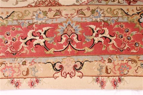Tabriz Green Hand Knotted 66 X 100 Area Rug 254-29121 Image 7