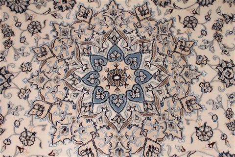 Nain Blue Hand Knotted 67 X 910 Area Rug 254-29127 Image 7