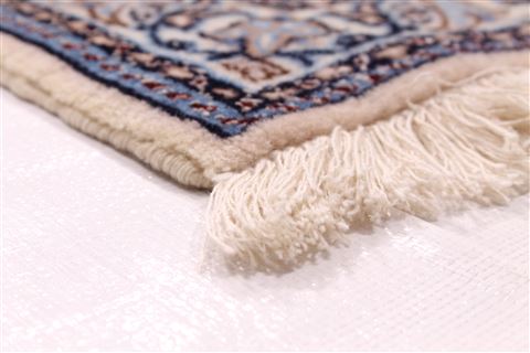 Nain Beige Hand Knotted 68 X 910 Area Rug 254-29128 Image 4