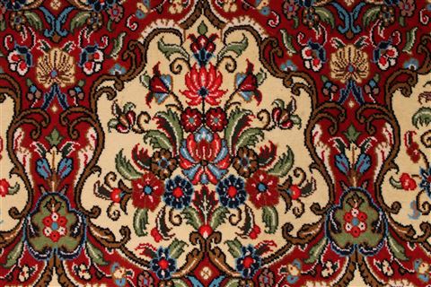 Qum Beige Hand Knotted 68 X 102 Area Rug 254-29129 Image 5