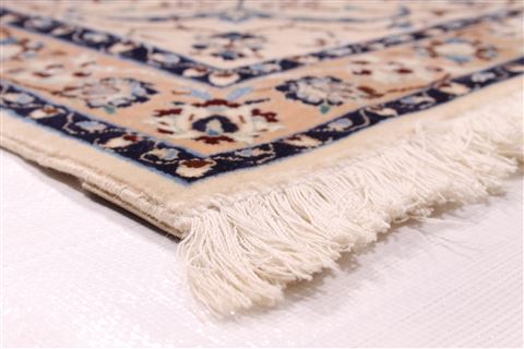 Nain Blue Hand Knotted 69 X 910 Area Rug 254-29130 Image 3