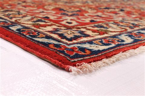 Isfahan Beige Hand Knotted 610 X 109 Area Rug 254-29135 Image 4