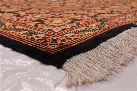 Qum Yellow Hand Knotted 64 X 910 Area Rug 254-29147 Image 1