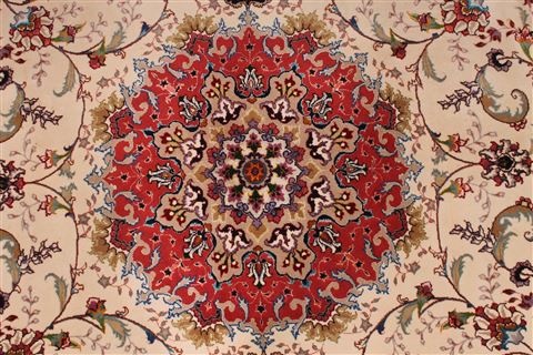 Tabriz Red Hand Knotted 66 X 100 Area Rug 254-29152 Image 6
