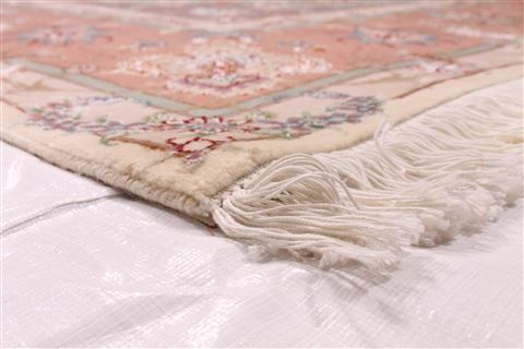 Tabriz Purple Hand Knotted 68 X 98 Area Rug 254-29153 Image 5