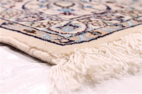 Nain Blue Hand Knotted 69 X 100 Area Rug 254-29155 Image 4