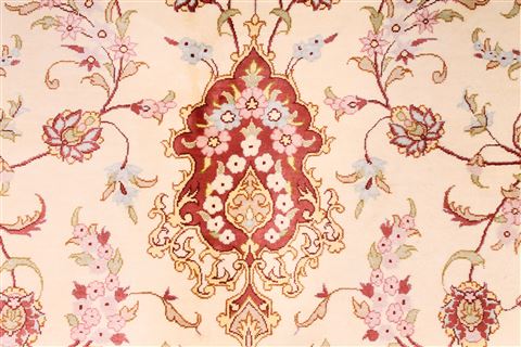 Qum Purple Hand Knotted 66 X 100 Area Rug 254-29159 Image 8