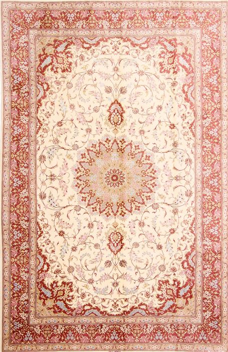 Qum Purple Hand Knotted 66 X 100 Area Rug 254-29159 Image 0