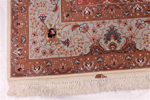 Tabriz Beige Hand Knotted 68 X 101 Area Rug 254-29160 Image 5