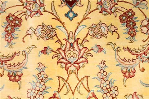 Qum Red Hand Knotted 67 X 100 Area Rug 254-29161 Image 5