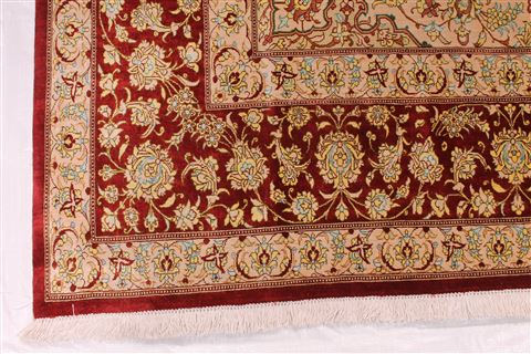 Qum Red Hand Knotted 67 X 100 Area Rug 254-29161 Image 7