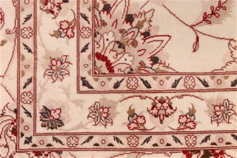 Tabriz Beige Hand Knotted 118 X 168 Area Rug 254-29165 Image 1