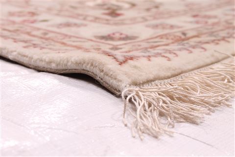 Tabriz Beige Hand Knotted 118 X 168 Area Rug 254-29165 Image 5