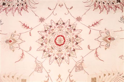 Tabriz Beige Hand Knotted 118 X 168 Area Rug 254-29165 Image 7