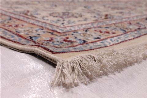 Nain Beige Hand Knotted 114 X 163 Area Rug 254-29172 Image 4