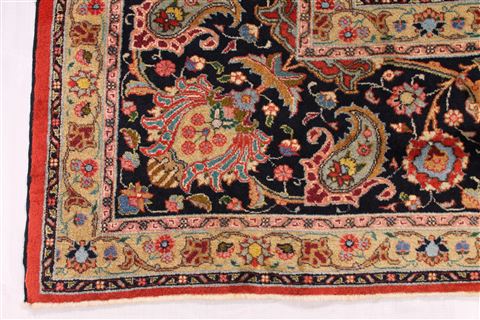 Tabriz Green Hand Knotted 910 X 122 Area Rug 254-29178 Image 5