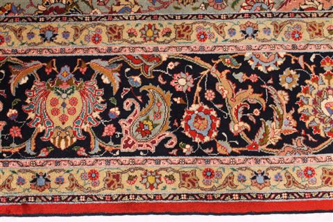 Tabriz Green Hand Knotted 910 X 122 Area Rug 254-29178 Image 7