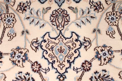 Nain Blue Hand Knotted 84 X 1210 Area Rug 254-29189 Image 3