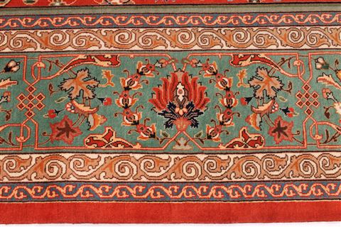 Tabriz Green Hand Knotted 910 X 130 Area Rug 254-29198 Image 3