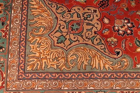 Tabriz Green Hand Knotted 910 X 130 Area Rug 254-29198 Image 4
