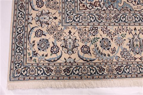 Nain Beige Hand Knotted 101 X 137 Area Rug 254-29201 Image 5