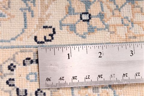 Nain Blue Hand Knotted 101 X 137 Area Rug 254-29204 Image 3