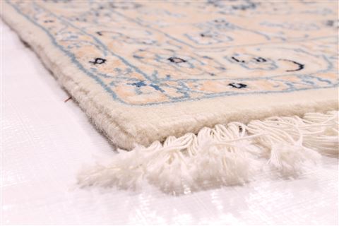 Nain Blue Hand Knotted 101 X 137 Area Rug 254-29204 Image 4