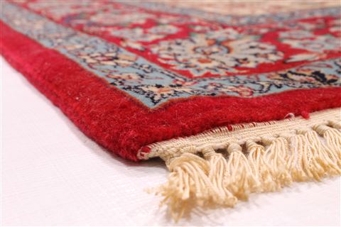 Isfahan Beige Hand Knotted 37 X 58 Area Rug 254-29206 Image 4
