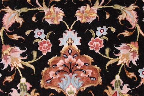 Tabriz Purple Hand Knotted 36 X 53 Area Rug 254-29210 Image 5